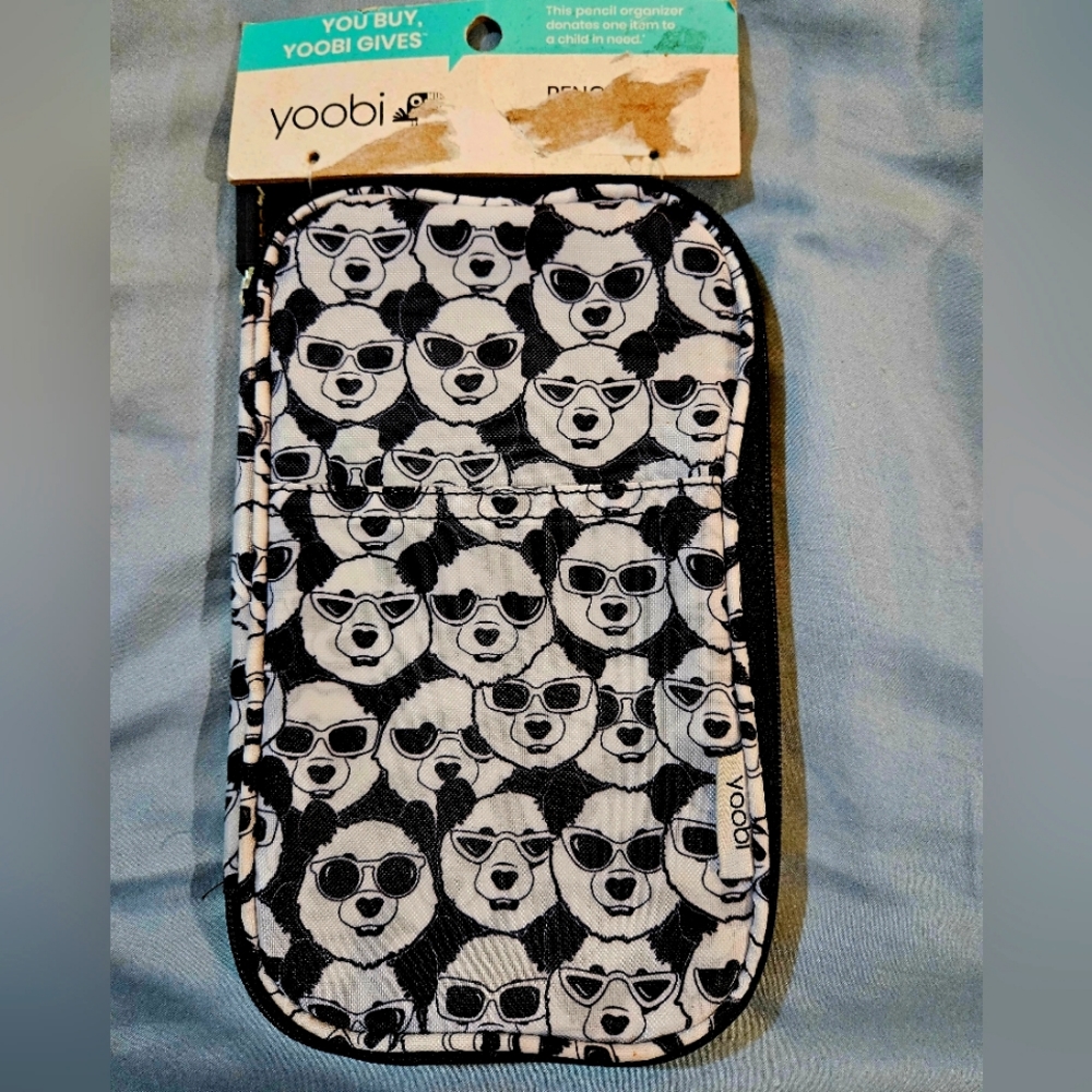 Yoobi Cool Panda Zippered Clamshell Pencil Case